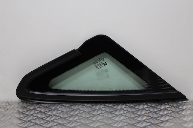 Opel Astra Quarter Panel Window Glass Front Drivers Side 