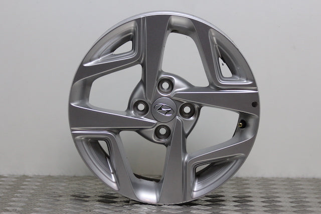 Hyundai i10 Wheel Front Passengers Side 