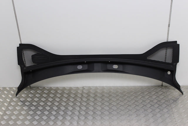 Audi A3 Windscreen Panel (2017) - Part photo
