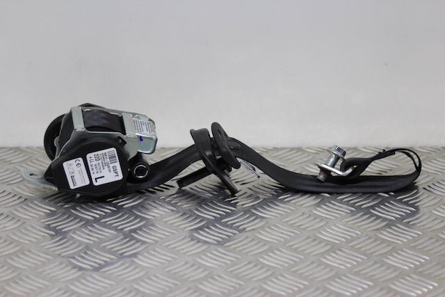 Hyundai i20 Seat Belt Rear Passengers Side (2021) - Part photo