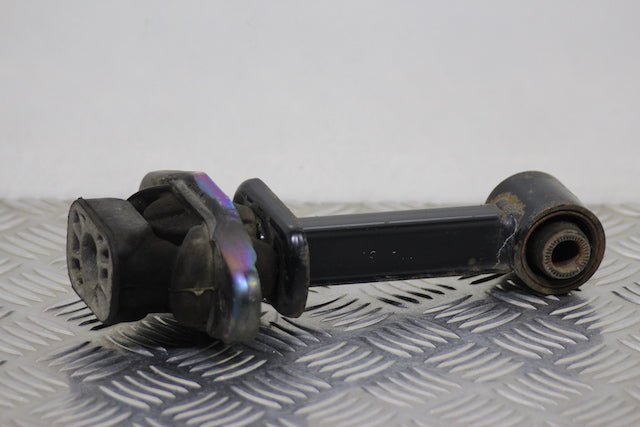 Hyundai i20 Engine Mounting Rear 