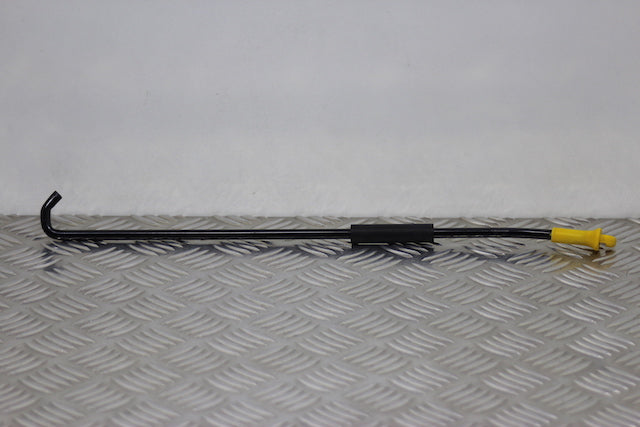 Hyundai i20 Bonnet Stay (2021) - Part photo