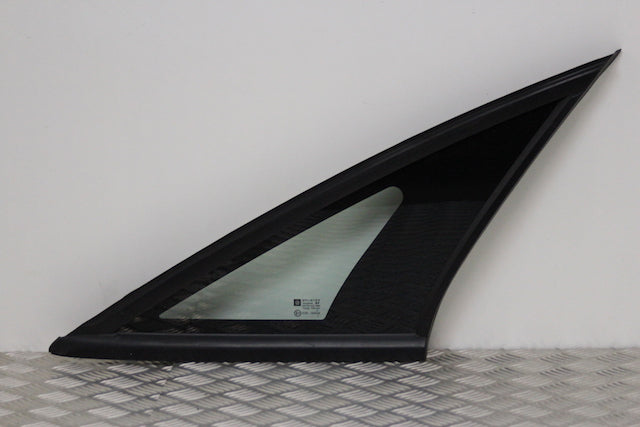 Opel Vectra Quarter Panel Window Glass Rear Drivers Side 