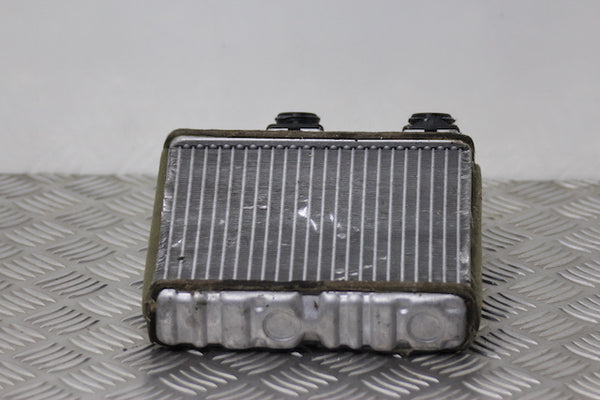 Radiateur de matrice de radiateur de Nissan Micra (2001) - 1