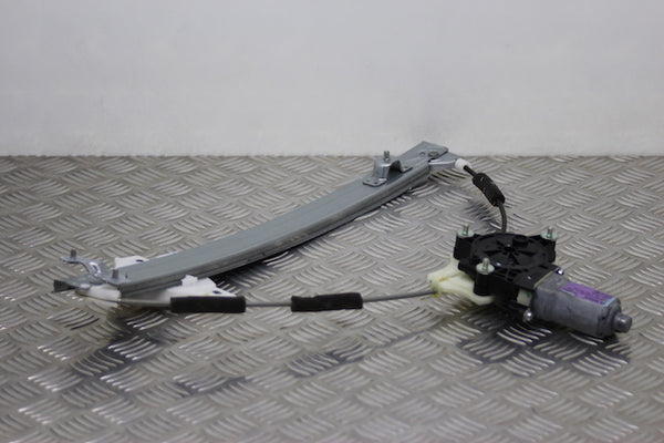 Hyundai i20 Window Regulator Front Passengers Side (2021) - 1