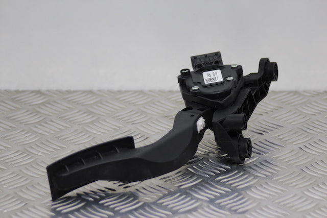Hyundai i20 Accelerator Throttle Pedal 