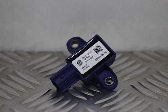 Hyundai i20 Door Airbag Sensor Front Passengers Side (2021) - Part photo