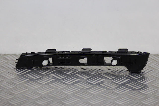 Hyundai i20 Bumper Support Bracket Passengers Side (2021) - Part photo