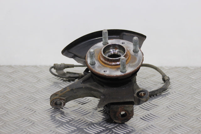 Hyundai i20 Stub Axle with Hub and Bearing Front Drivers Side 