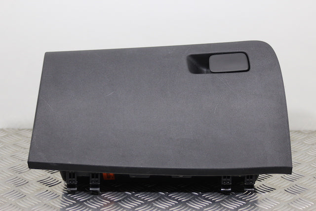 Hyundai i20 Glove Box (2021)