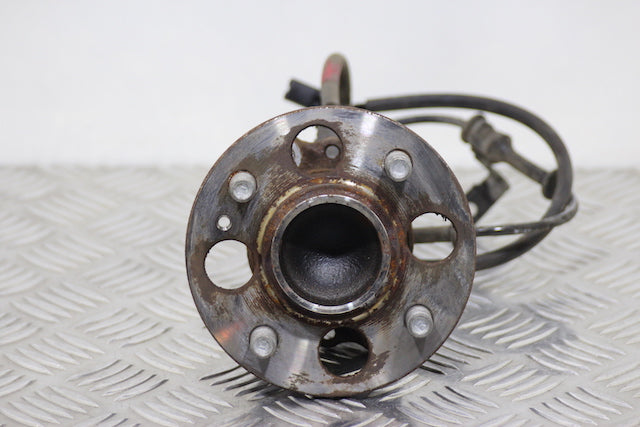 Hyundai i20 Hub with Bearing Rear Drivers Side 