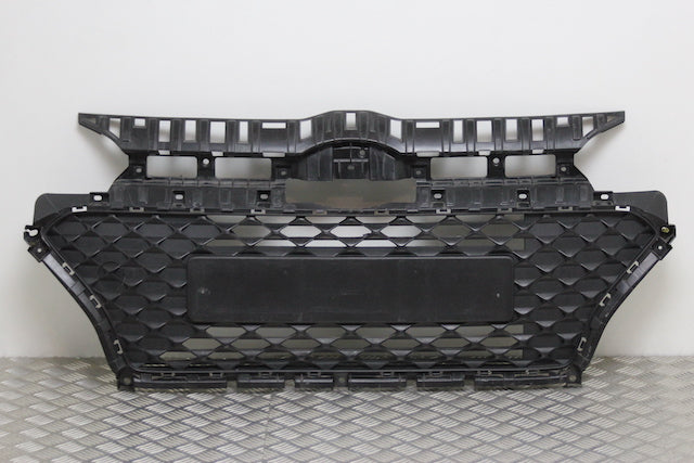 Hyundai i20 Bumper Grill (2021) - Part photo