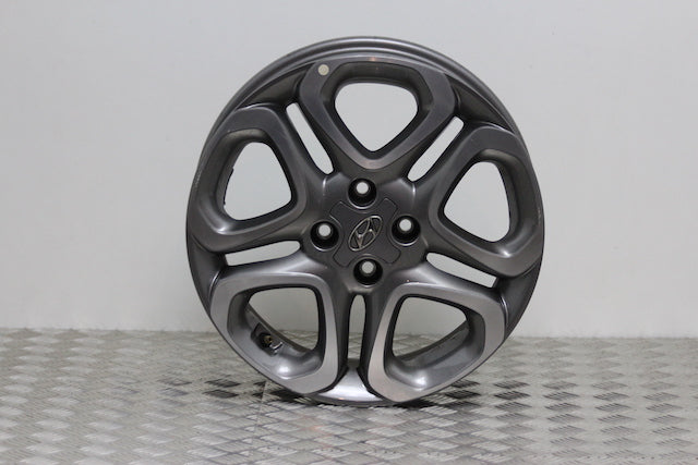 Hyundai i20 Wheel Front Passengers Side 