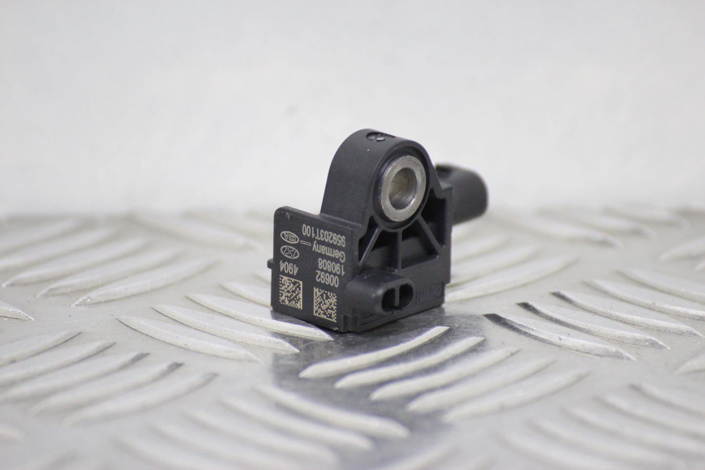 Hyundai i20 Airbag Sensor Centre Passengers Side 