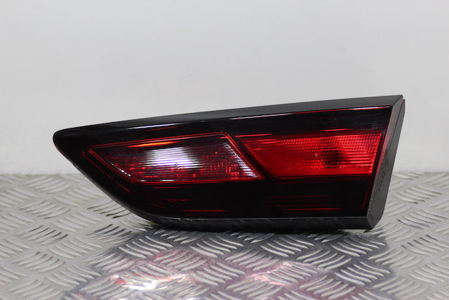 Opel Astra Tail Lamp Inner Drivers Side 