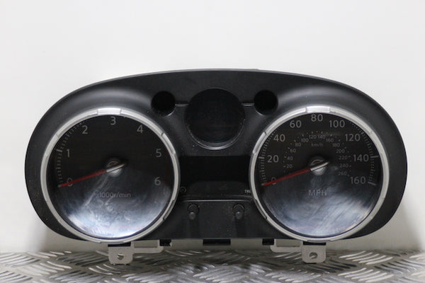 Nissan Qashqai Speedometer (2009) - 1