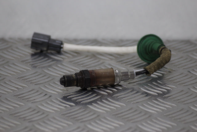 Toyota Corolla Lambda Exhaust Sensor Lower 