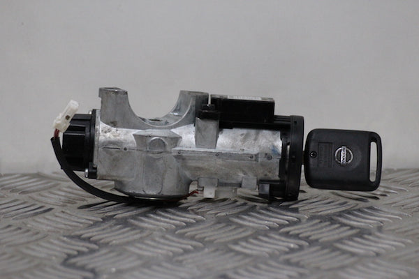 Nissan Qashqai Ignition Switch with Key (2012) - 1