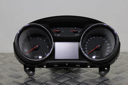 Opel Astra Speedometer 