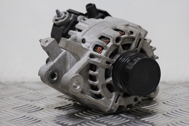 Toyota Yaris Alternator 