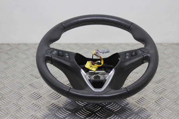 Opel Astra Steering Wheel (2021) - 1