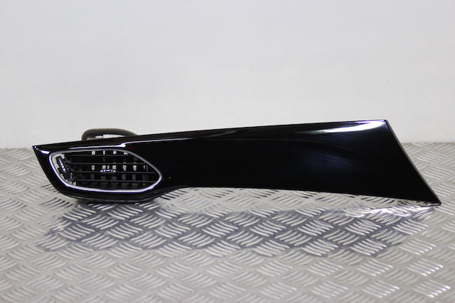 Opel Astra Dashboard Airvent Passengers Side 