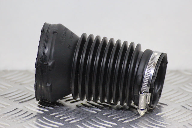 Opel Astra Air Feed Pipe from Airbox to Turbo 