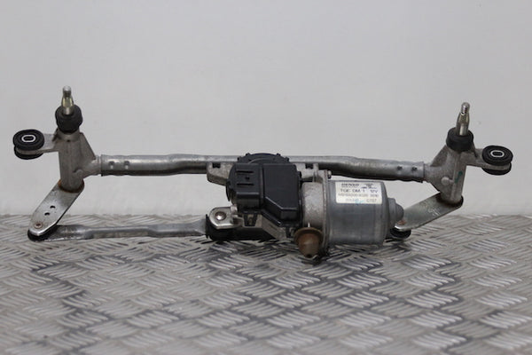 Ford Ka Wiper Motor with Linkage (2014) - 1