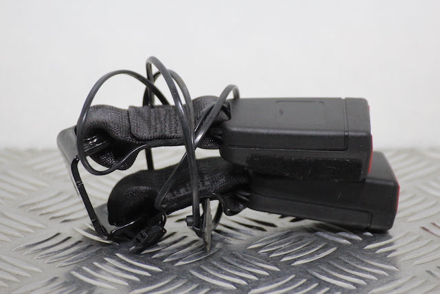 Opel Astra Seat Belt Buckle Lock Rear Passengers Side (2021)
