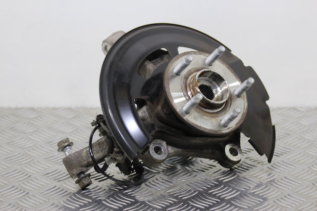 Opel Astra Stub Axle with Hub and Bearing Front Passengers Side 