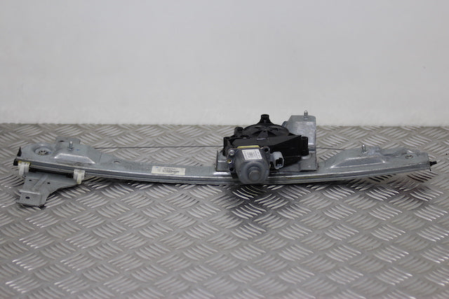 Peugeot 208 Window Regulator Front Passengers Side (2014)