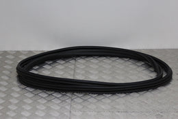 Opel Astra Tailgate Seal 