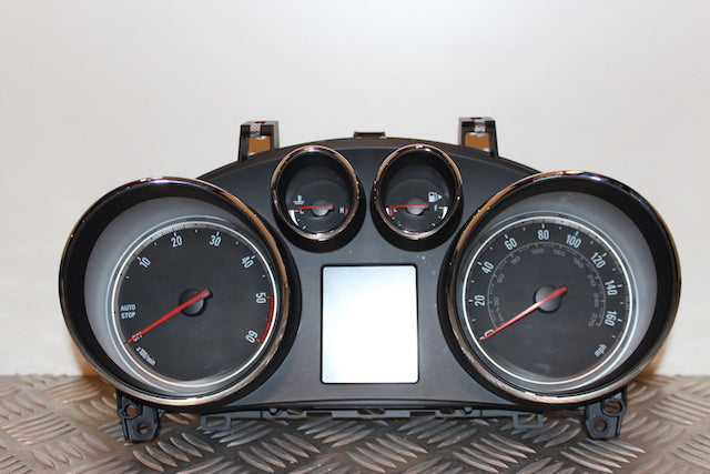 Opel Mokka Speedometer 