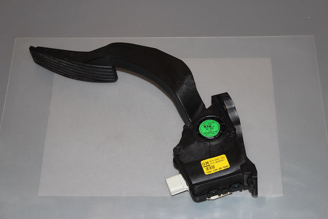 Opel Mokka Accelerator Throttle Pedal 