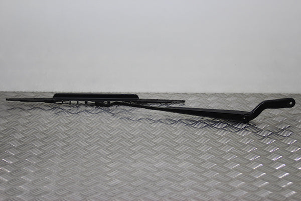 Ford Fiesta Wiper Front Drivers Side (2004) - 1