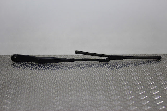 Kia Ceed Wiper Front Drivers Side 