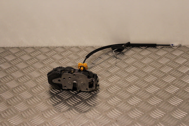 Opel Mokka Door Lock Assembly Front Drivers Side 