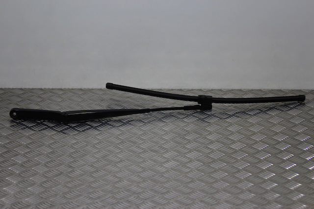 Skoda Octavia Wiper Front Drivers Side 