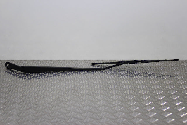 Toyota Avensis Wiper Front Passengers Side 