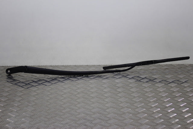 Toyota Rav4 Wiper Front Passengers Side 