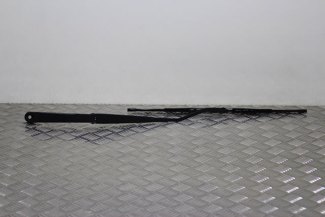 Suzuki Grand Vitara Wiper Front Passengers Side 