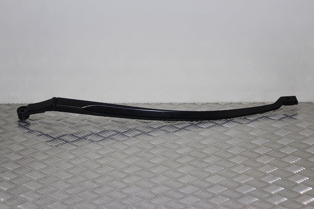 Toyota Avensis Wiper Front Passengers Side (2011)
