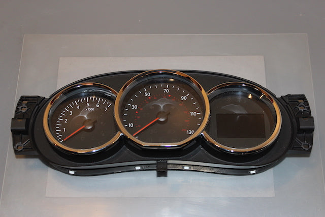 Dacia Sandero Speedometer (2015)