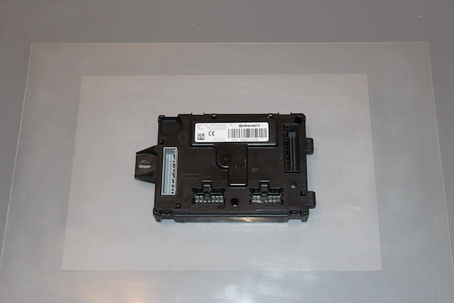 Dacia Sandero Body Control Module BCM (2015)