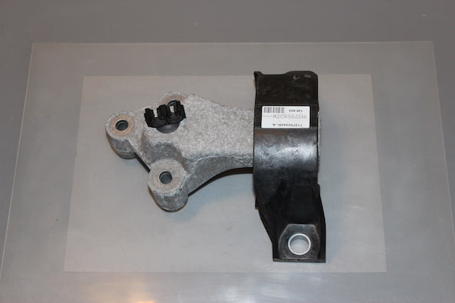Dacia Sandero Engine Mounting Drivers Side 