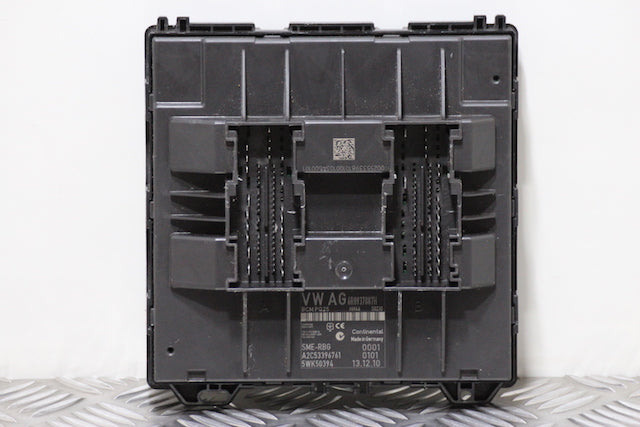 Volkswagen Polo Body Control Module BCM 
