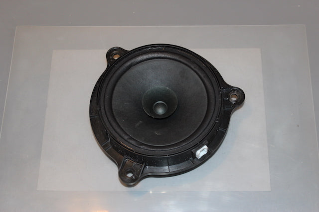 Dacia Sandero Door Speaker Front Drivers Side (2015)