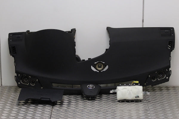 Toyota Avensis Airbag Kit (2011) - 1