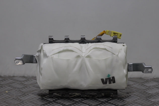 Toyota Avensis Airbag Passengers 