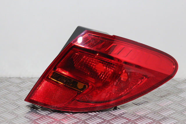 Opel Meriva Tail Light Lamp Drivers Side 